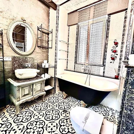 Golden Suit Taksim Apart Otel