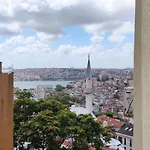 Golden Suit Taksim 3*
